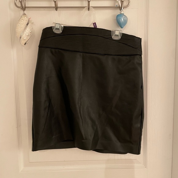 Dynamite Dresses & Skirts - Dynamite leather skirt